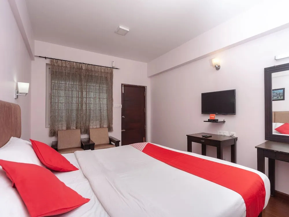 OYO 16912 Hotel Selva Ganapathy's Nest