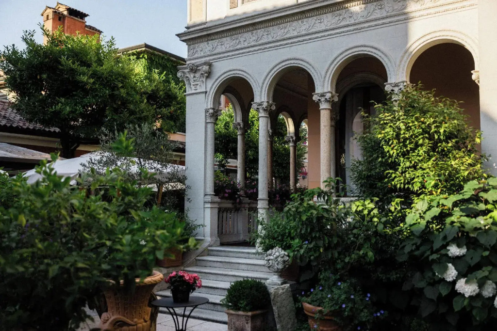 Villa Abbazia Relais & Chateaux