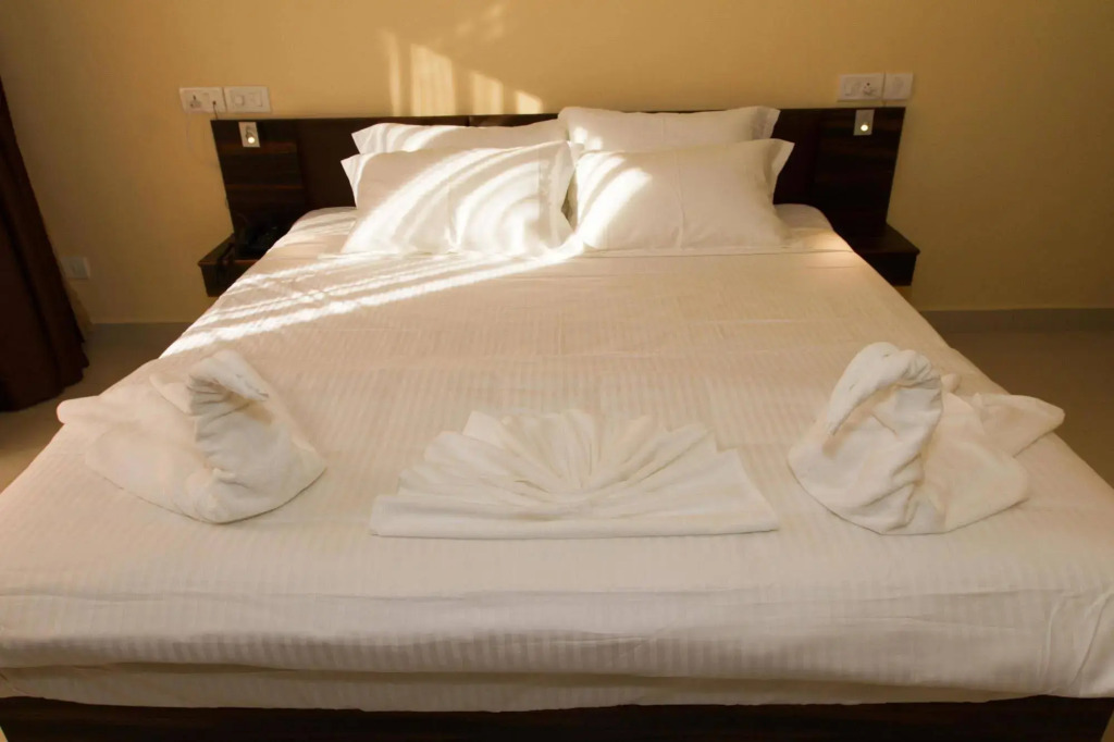 Night Inn