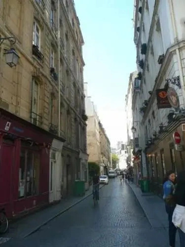 Apart of Paris - Montorgueil - Rue St Sauveur