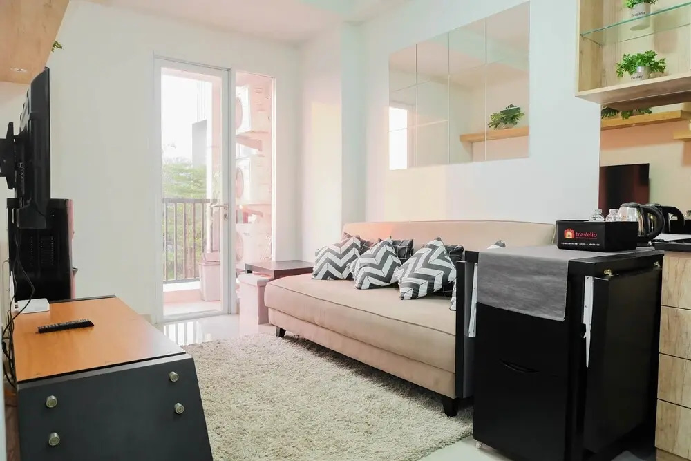 Homey Rustic 2Br Apartment At Signature Park Grande