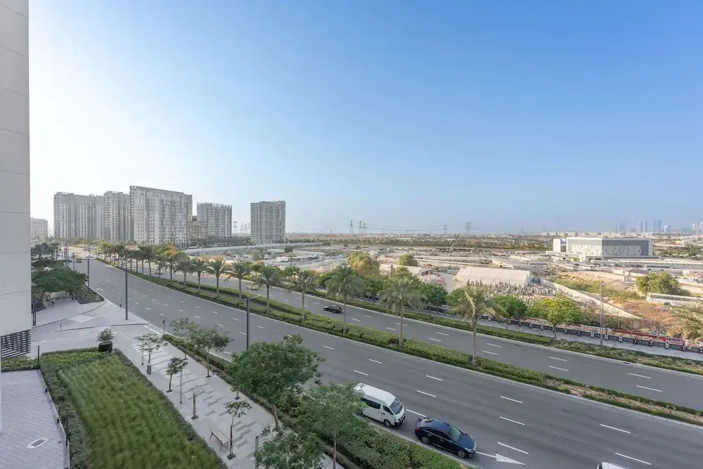 Modern Aesthetic 1-bedroom Apartment in Dubai Hills