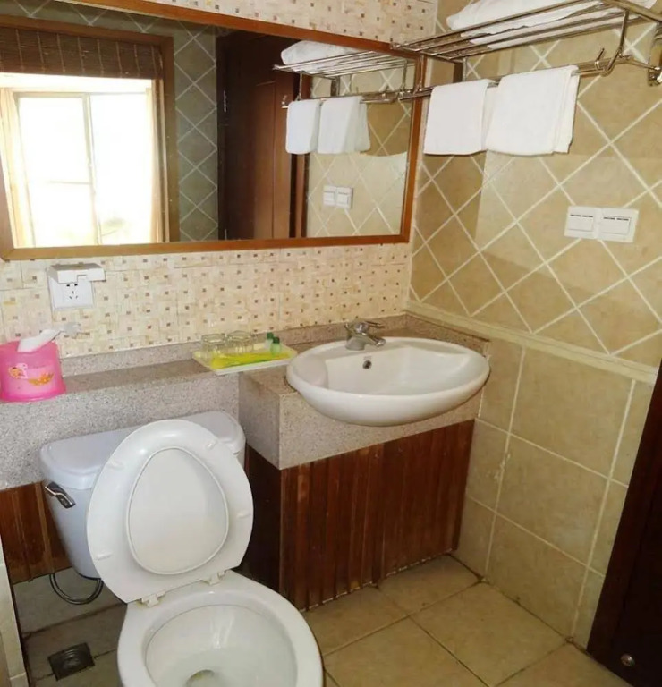 Crystal Blue Bay Vacation Hotel