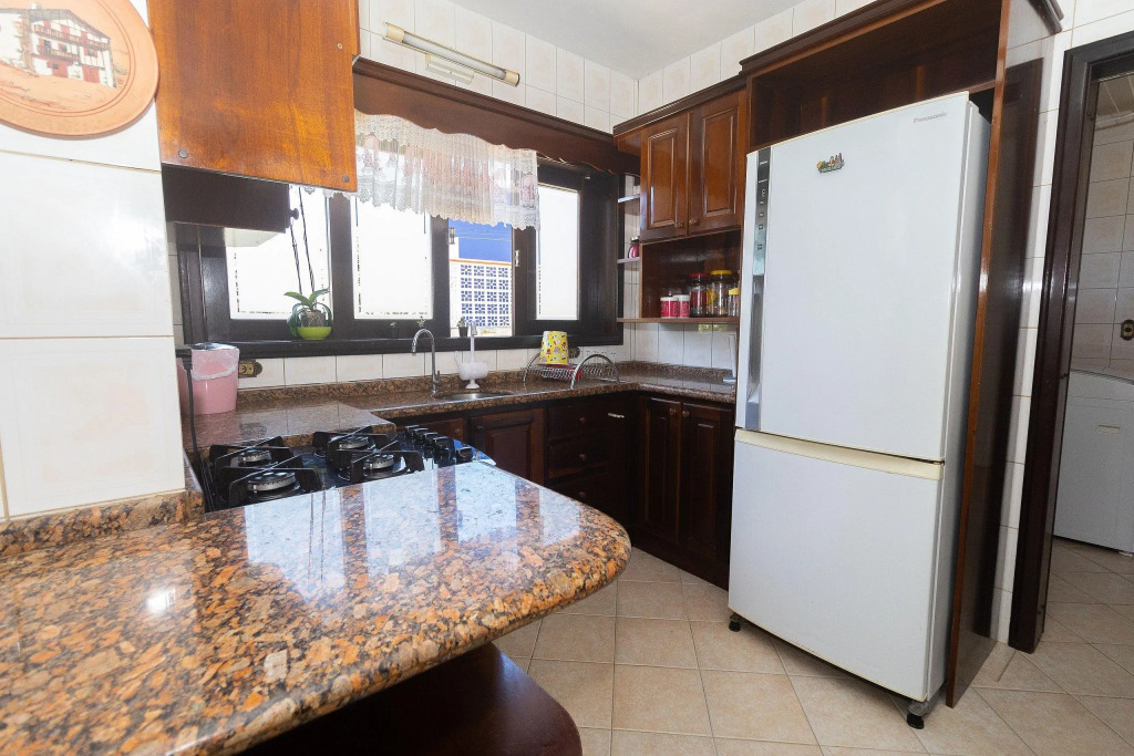 Casa com Piscina e Sinuca em Bombinhas