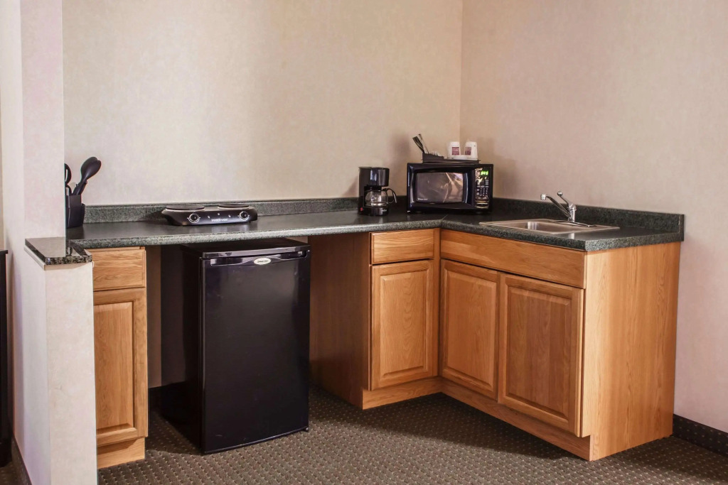 Comfort Suites Elgin Northwest