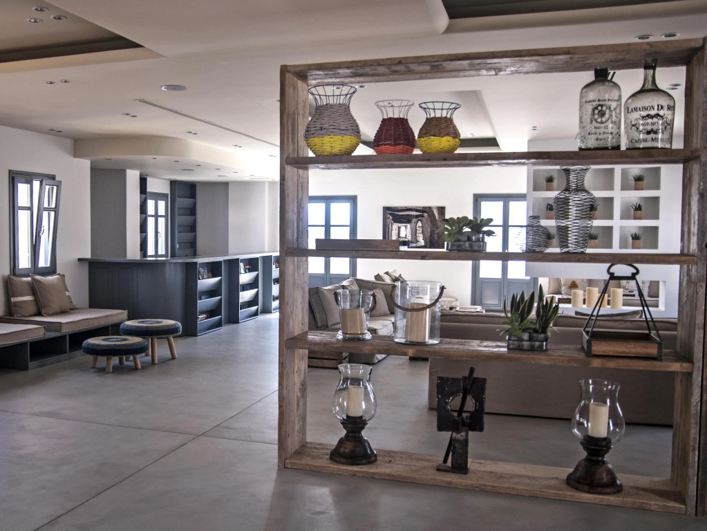 Poseidon of Paros Hotel & Spa
