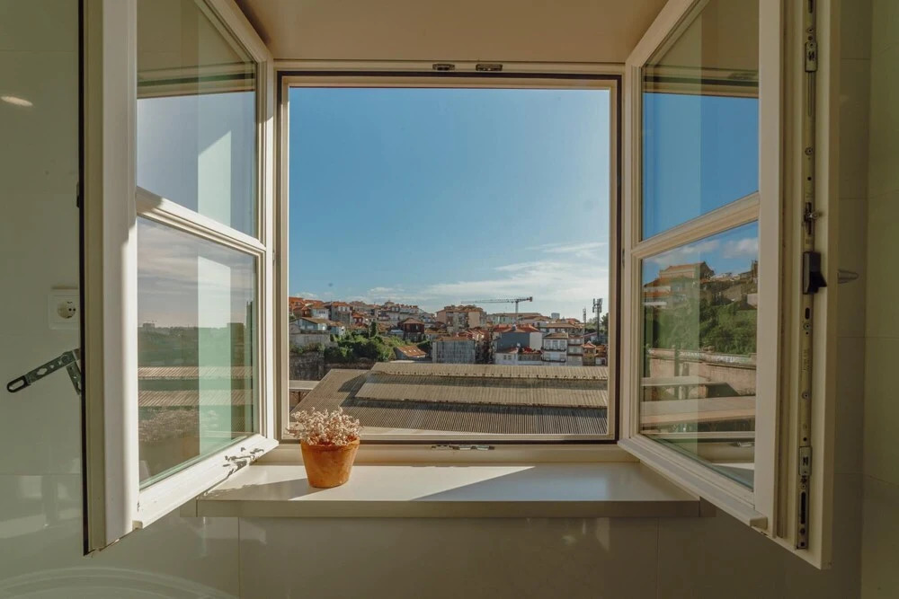 Downtown Deluxe Duplex by Homing