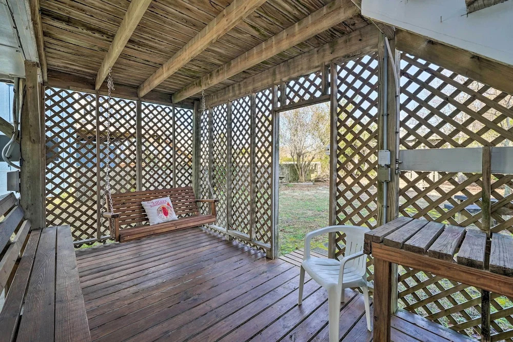Holden Beach Vacation Rental: Short Path to Beach