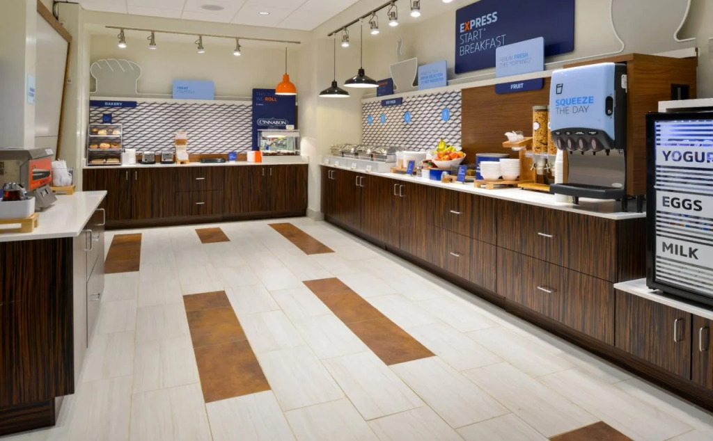 Holiday Inn Express & Suites - Ottumwa by IHG
