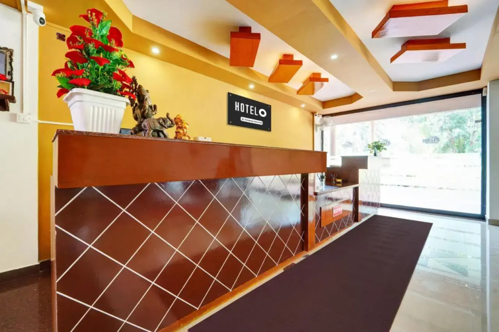 OYO Flagship 75052 Kuku Residency