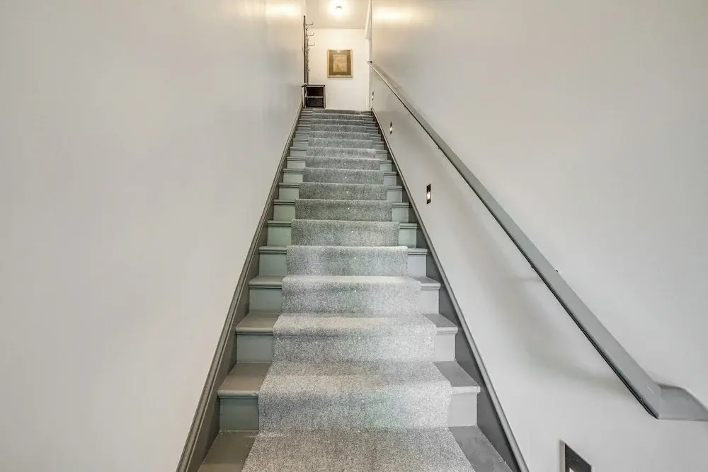 1 Mi to Dtwn Grand Rapids: Chic Condo w/ Balcony!