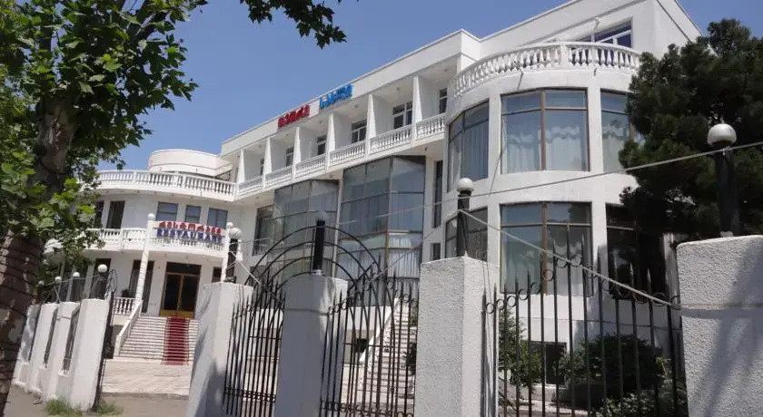 Tetri Sakhli Hotel