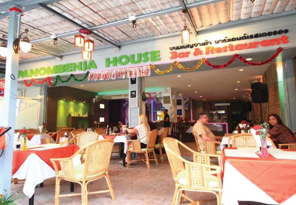 Panom Benja House Bar and Restaurant