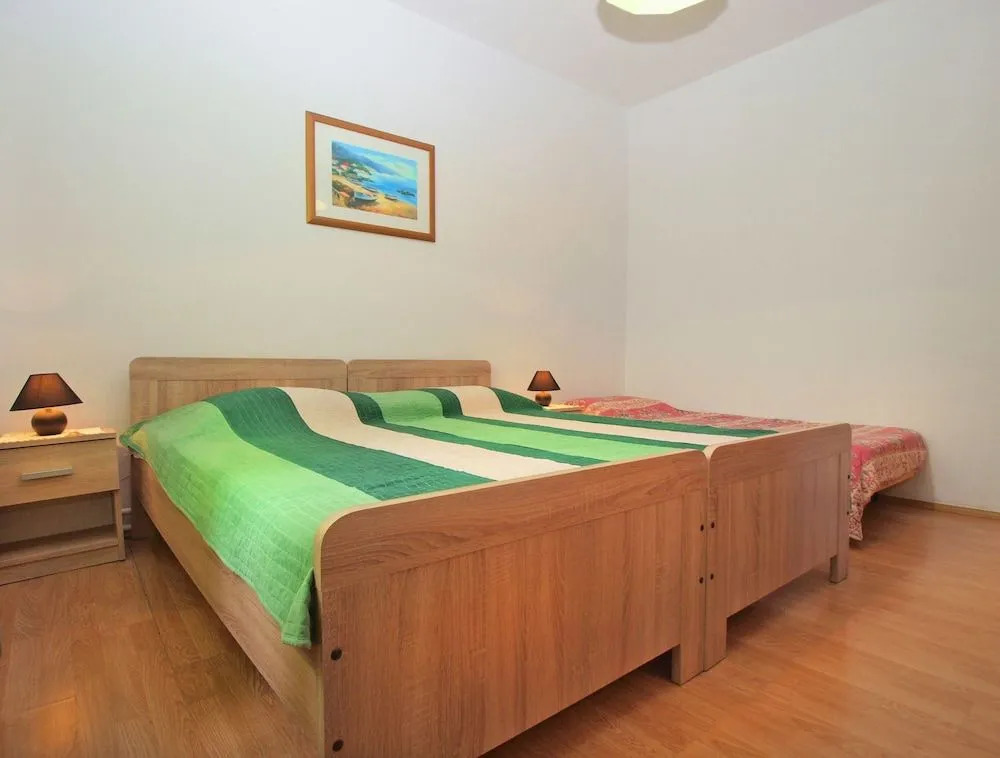 Apartment 847