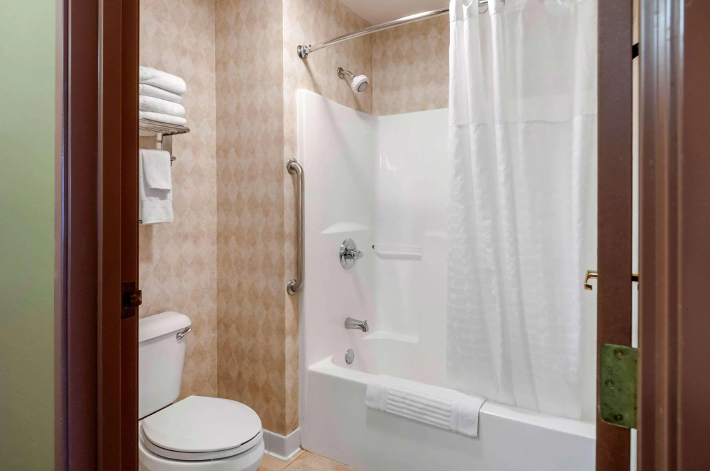 Comfort Inn Dyersville Near the Field of Dreams