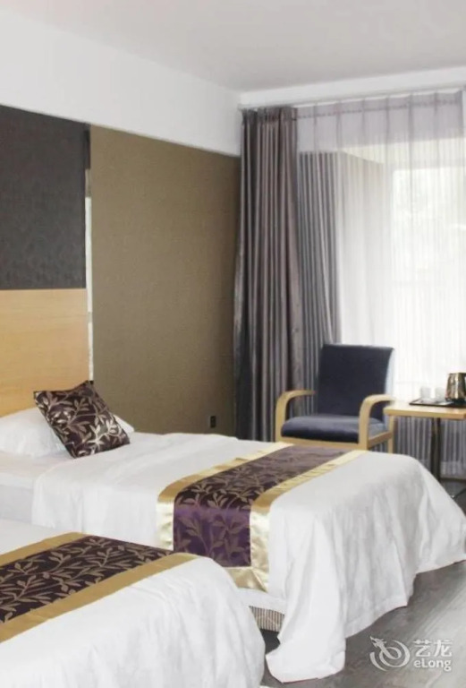 Xinyi Hotel