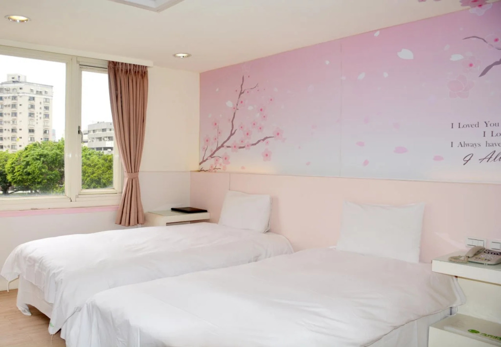 Kiwi Express Hotel - Zhongzheng