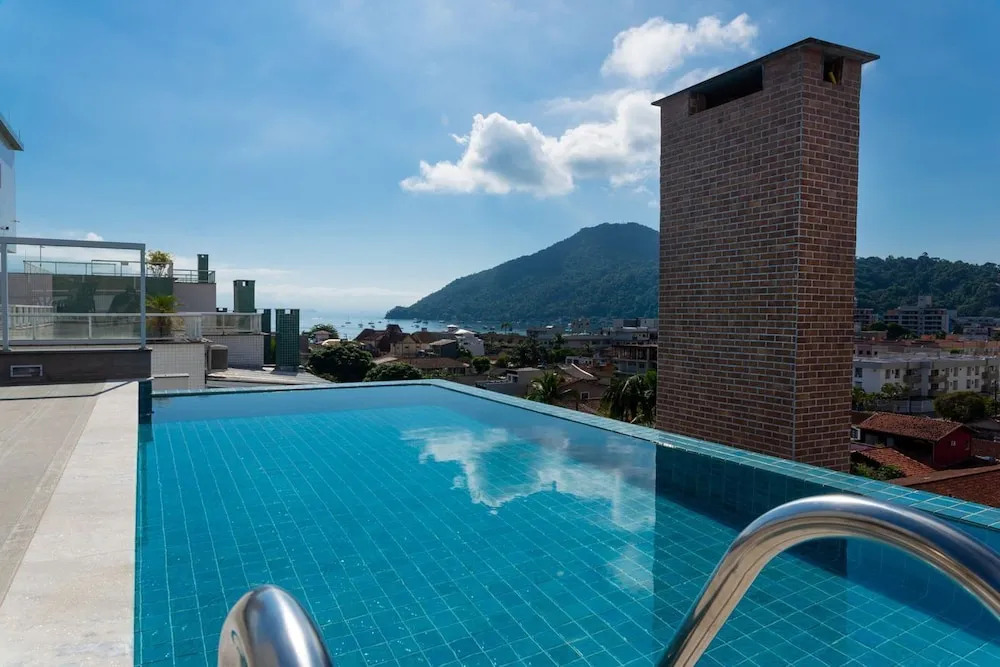 Apto a 280m da Praia do Itagu c Piscina e Garagem