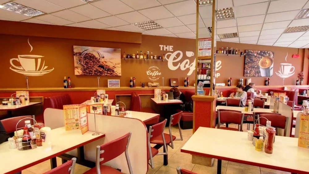 TravelStop #London-Ealing