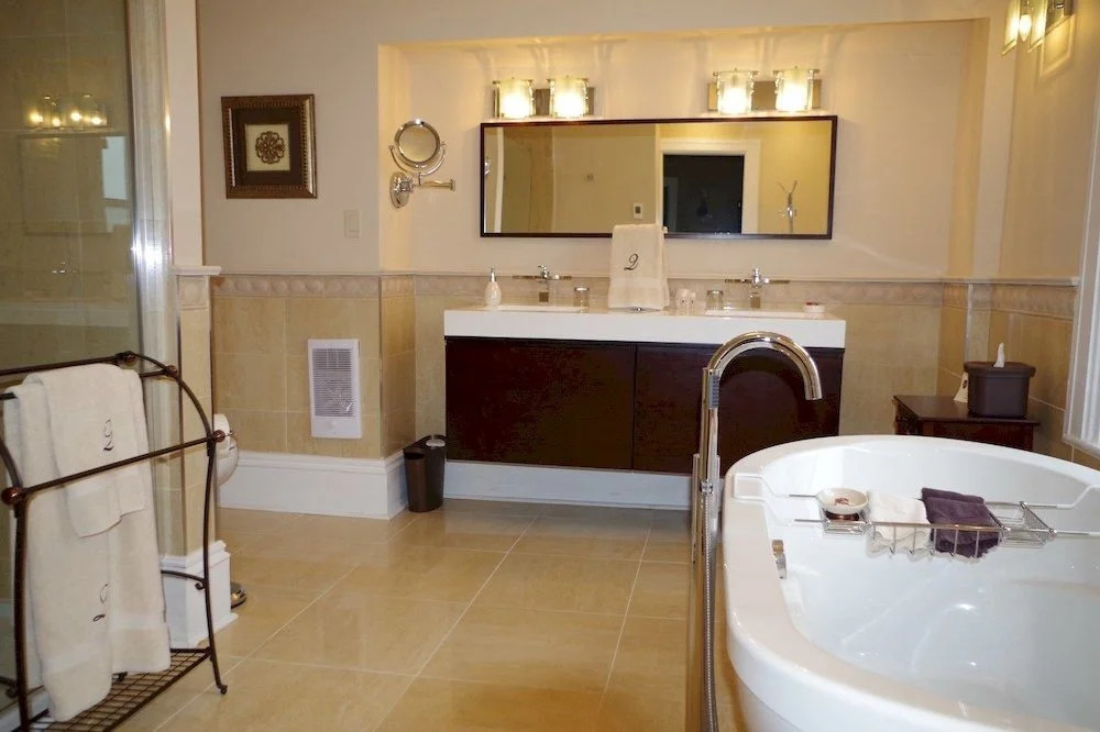 Quartermain House Bed & Breakfast