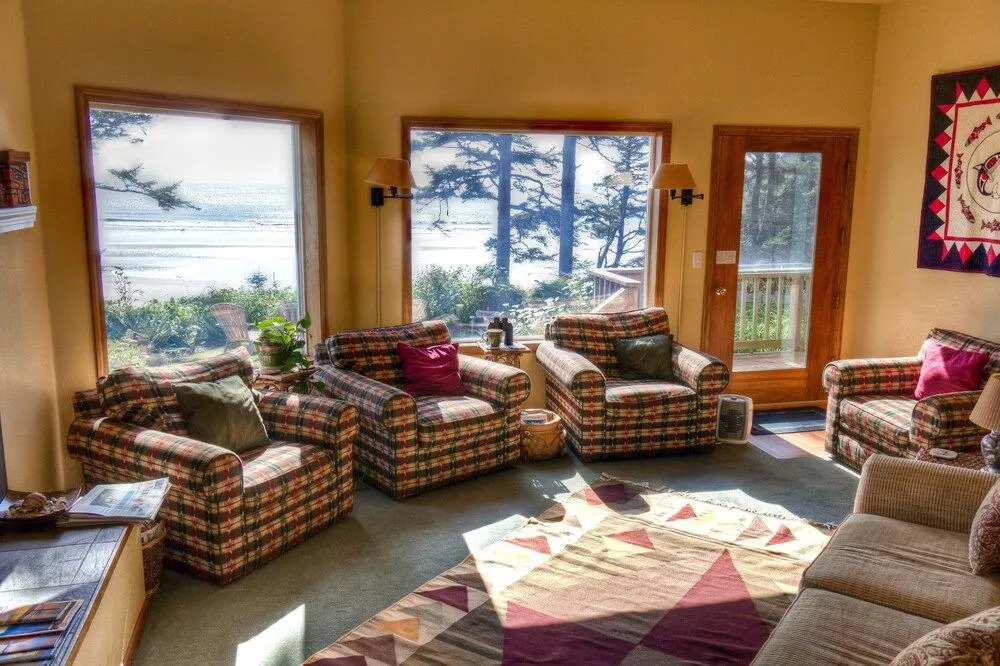 Tyee Lodge Bed And Breakfast