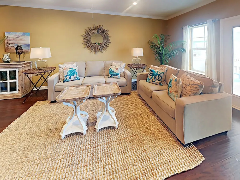 Blondie's Beachhouse - 3 Br Condo