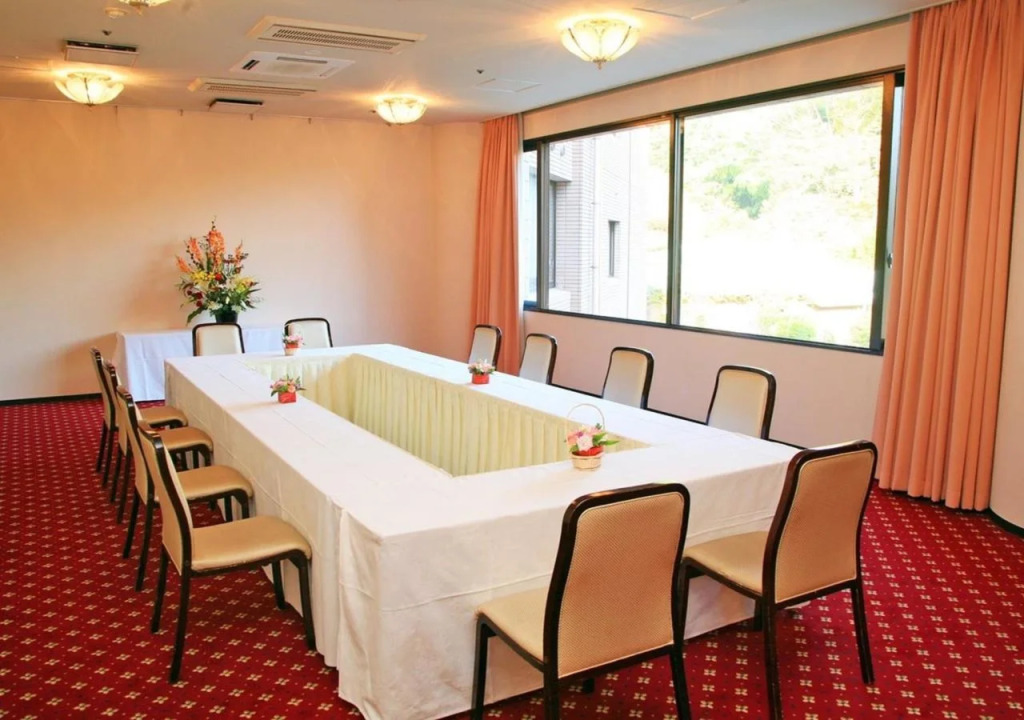 Takeo Century Hotel