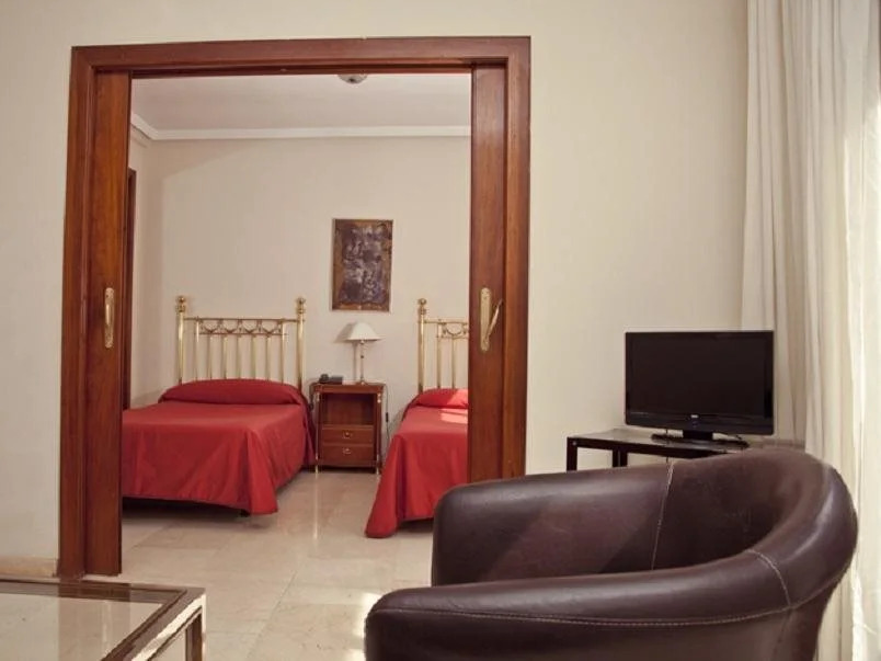 Apartamentos Turísticos Olano