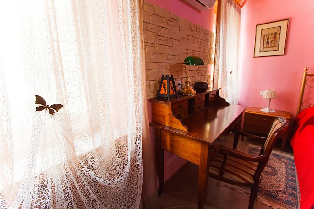 Eden Lilli - B & B Cartoceto