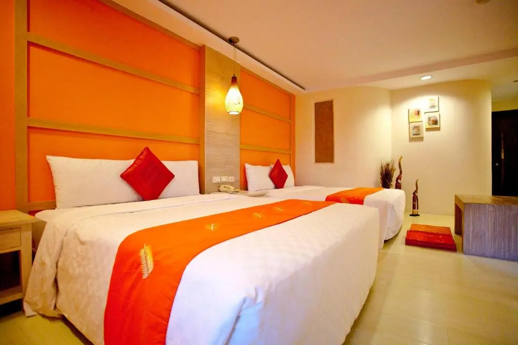 Golden Sea Inn