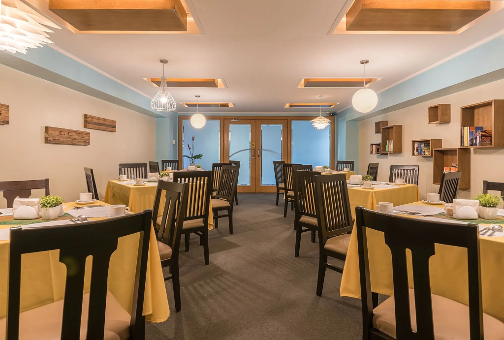 Tropicana Suites