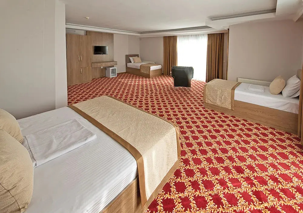 Lion City Otel