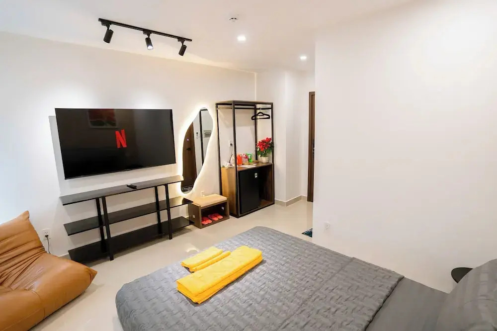 Mona Hotel