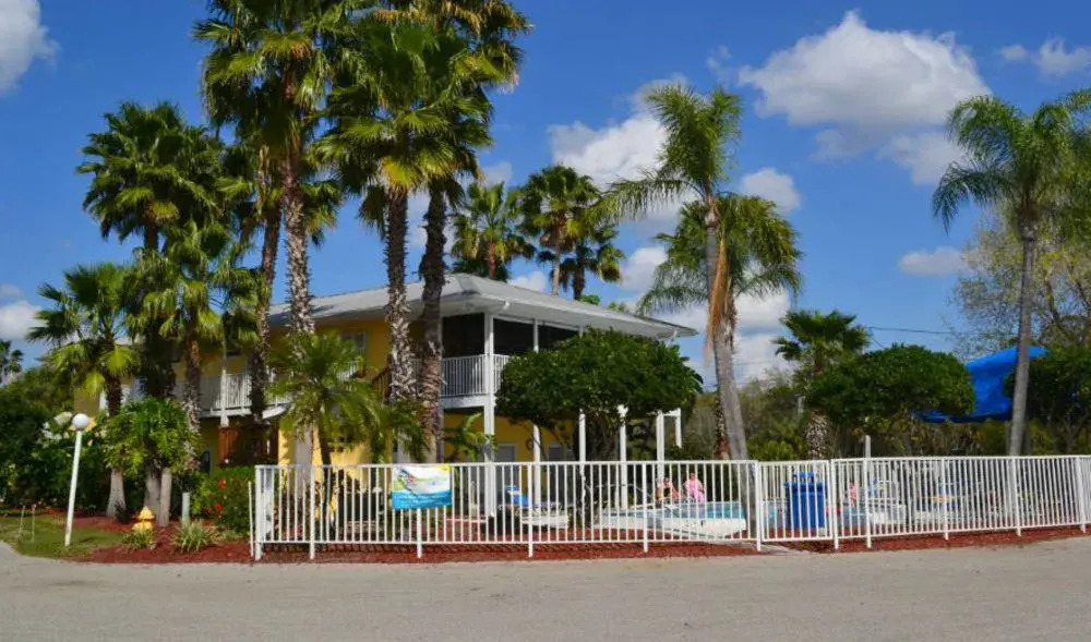 Winter Quarters Encore Manatee RV Resort