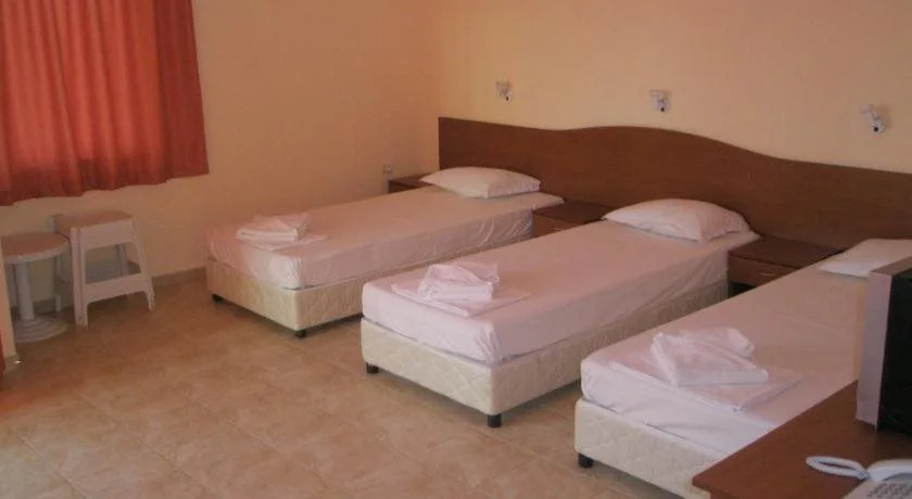Hotel Morski Dar and Free parking
