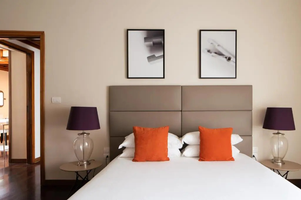 Caracciolo 13 Rooftop & Suites