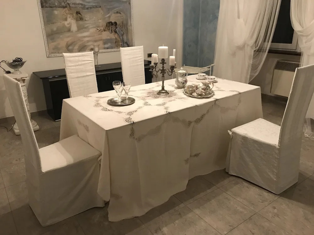 Maison Adele