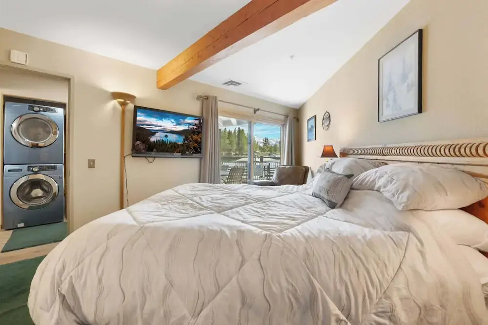 Tahoe Keys Marina View: 3 Bdr, Desirable Community