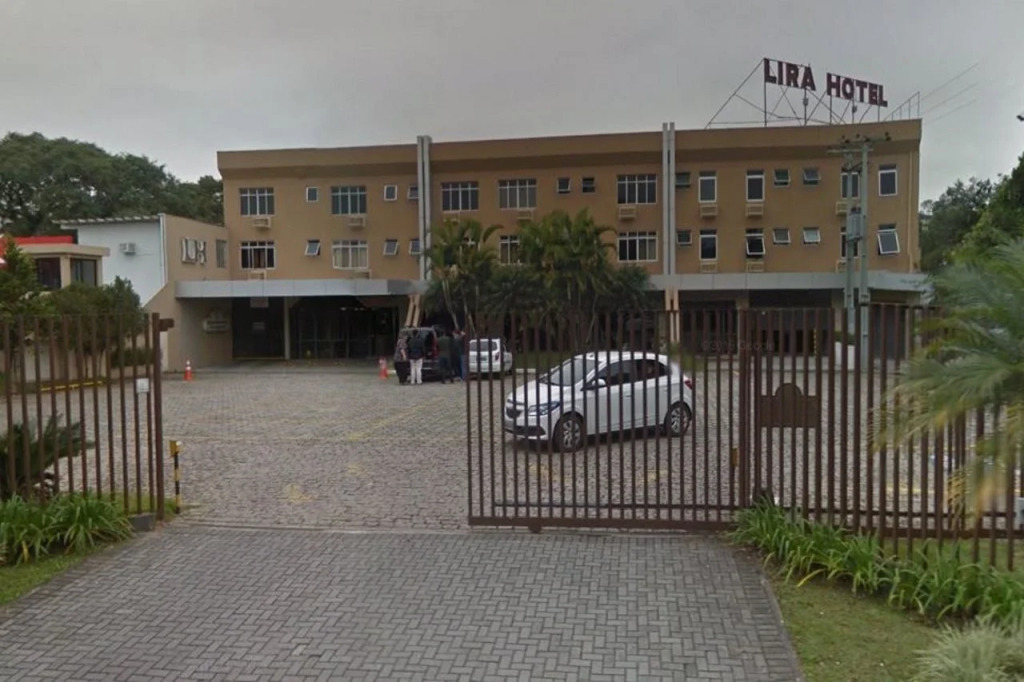 Lira Hotel