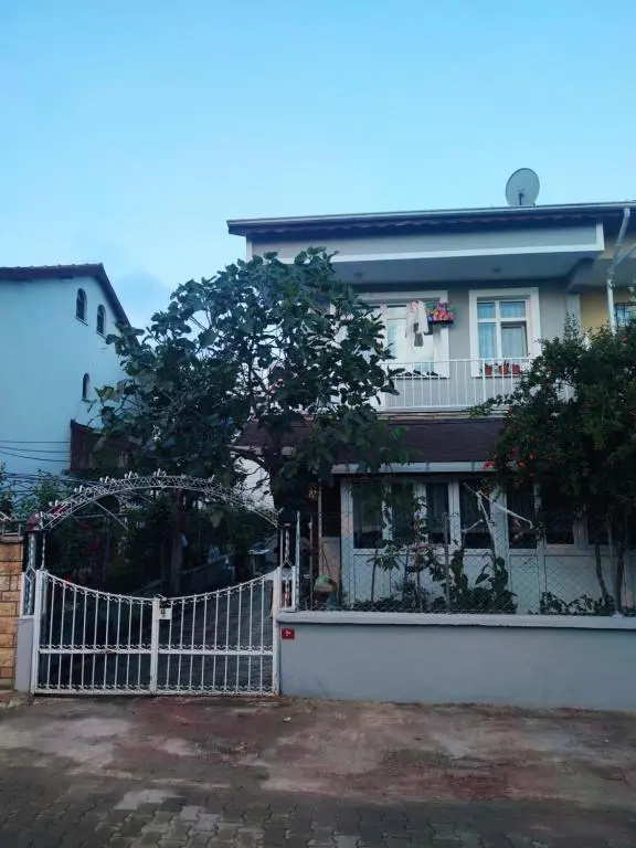 Senem Villa