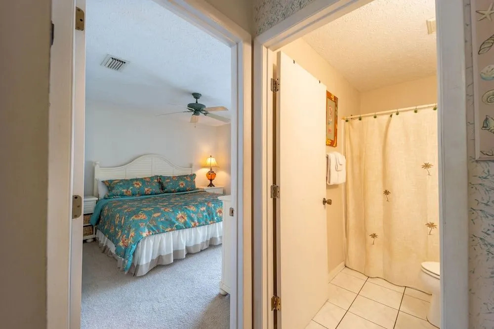 Sun Kissed Beachside Condo With Pool