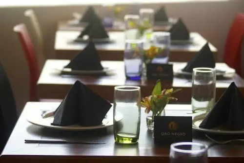 Oro Negro Talara Hostal & Restobar