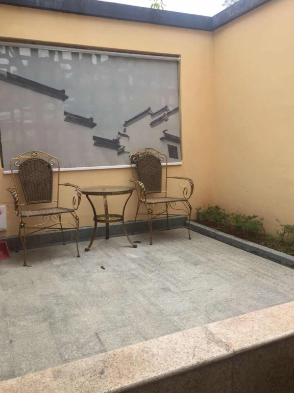 Yi Jing Lin Feng Hot Spring Hotel