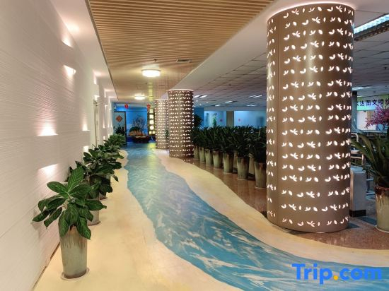 Lanhai Yashe Hotel