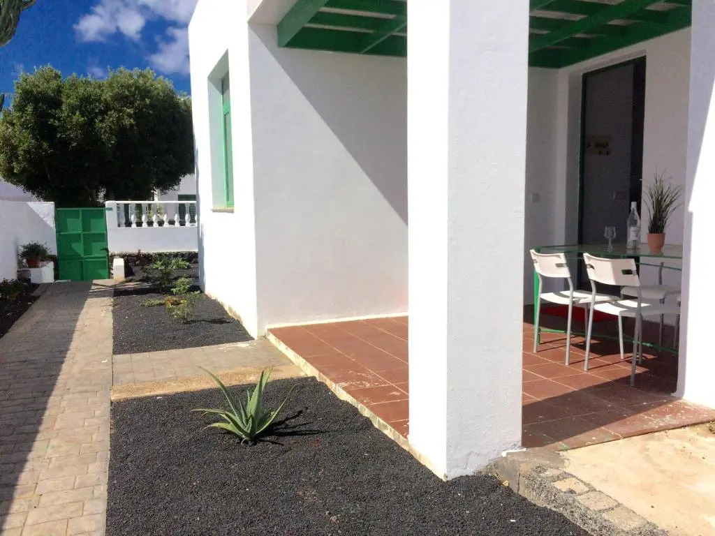 Grand House "Cucharas Beach"