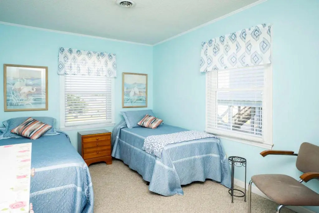 Shorebird by Oak Island Accommodations