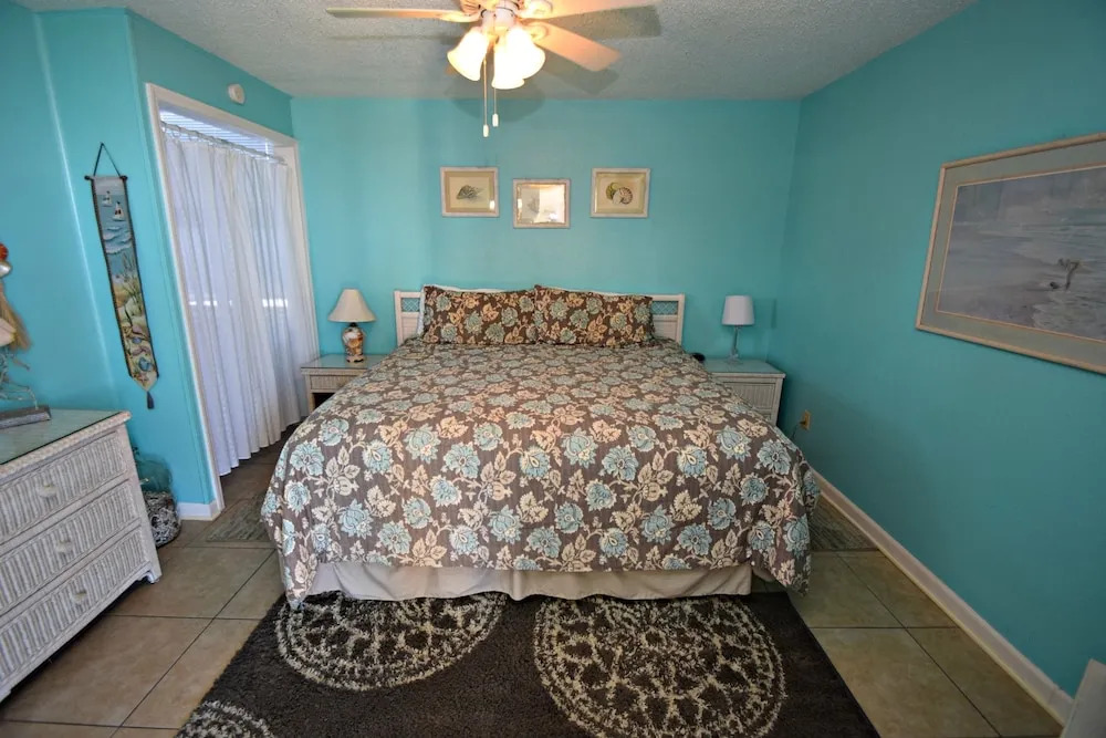 Gulf House 106 2 Bedroom Condo