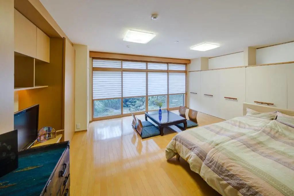 SHINJUKU Garden-house