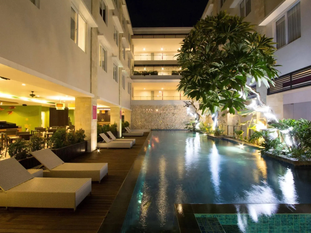 Crystalkuta Hotel - Bali