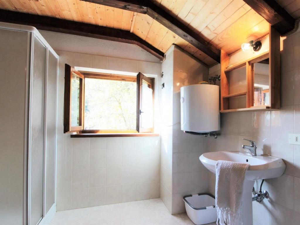 Wooden chalet in Pieve Tesino with garden